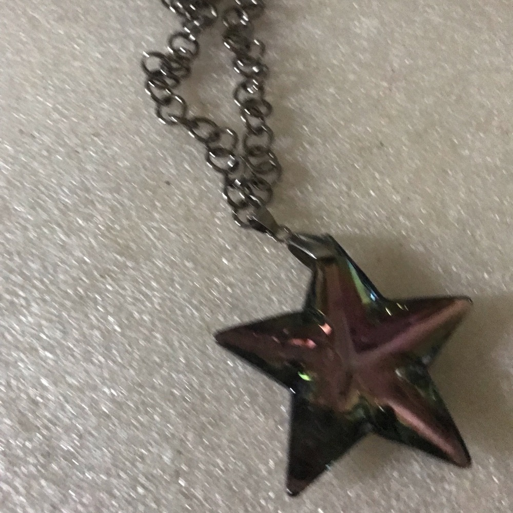 Iridescent Star Pendant Necklace